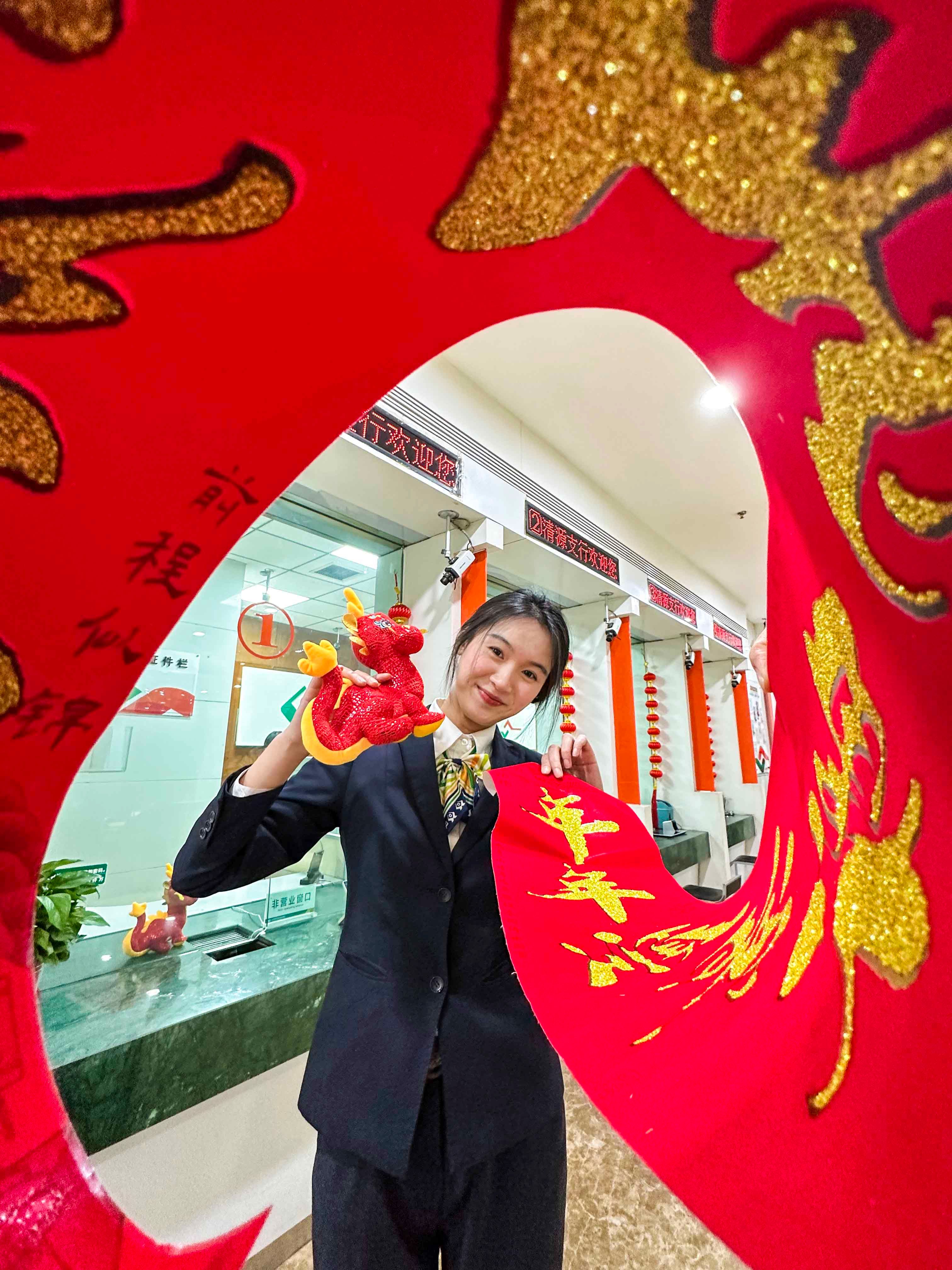 前程似锦——清徐农商银行  牛立